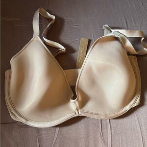Skims Seamless Cream Bra